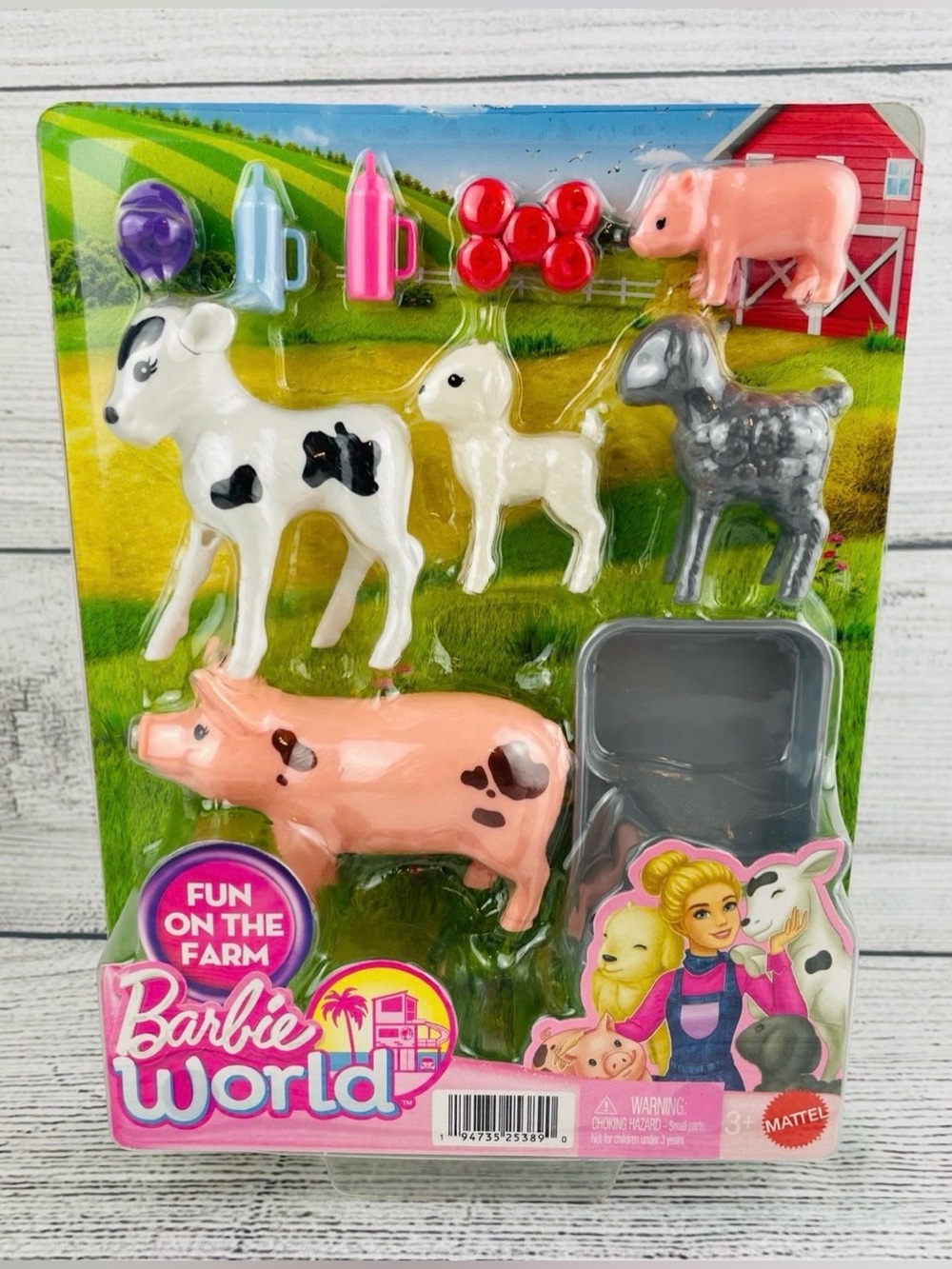 Barbie World Fun on the Farm Playset Cow Pigs Lamb Sheep & Accessories NEW